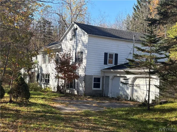 412 Geise Rd, Darien Center, NY 14040