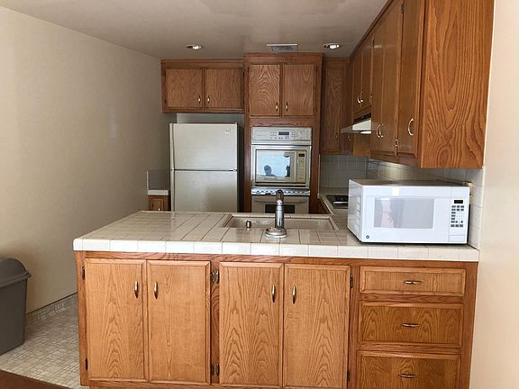 5th image of 3244 Countryside Dr