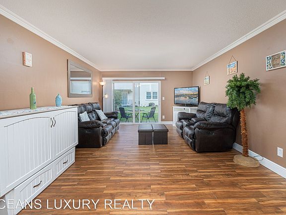 3rd image of 2801 N Halifax Ave APT 140
