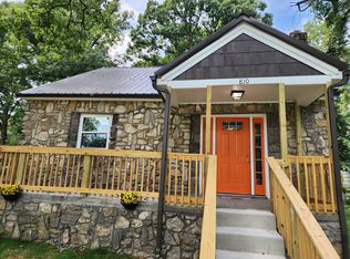 810 S Wood St, Neosho, MO 64850
