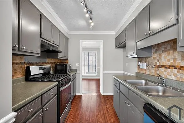 968 Pine Ridge Dr — Photo 25