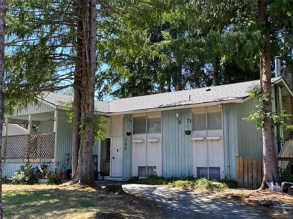1st image of 380 Alder Cres