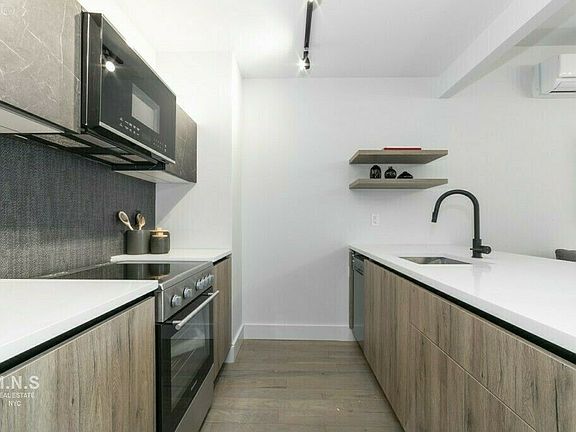 5th image of 885 Rogers Ave #217