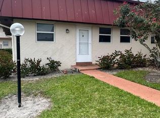 12021 W Greenway Dr APT 101, Royal Palm Beach, FL 33411