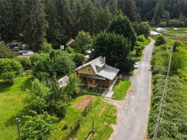 1139 Lippincott Rd, Langford, BC V9C 2Z6