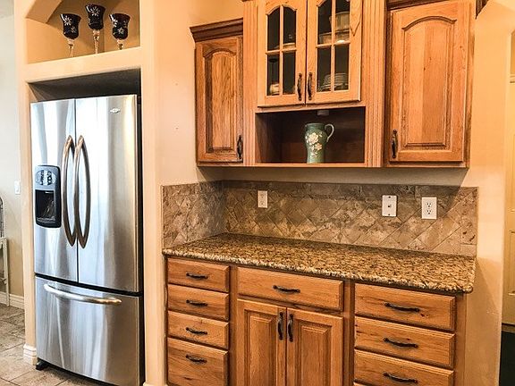5th image of 2831 Driftwood Ln