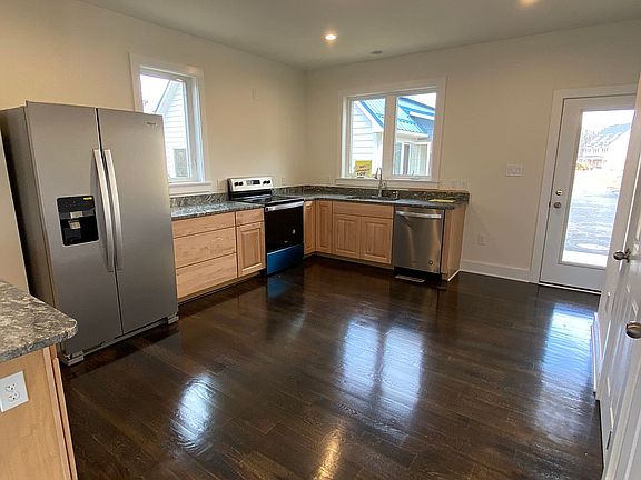 4th image of 801 Stargazer Ln