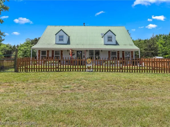 33773 Midway Rd, Poteau, OK 74953