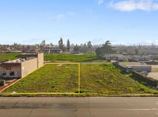 2248 W Monte Vista Ave, Visalia, CA 93277