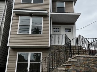 213 N 4th St, Paterson, NJ 07522