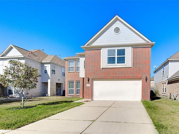 2nd image of 4835 Fair Oak Dale Ln