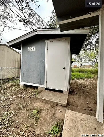 5411 Clark Ave — Photo 9