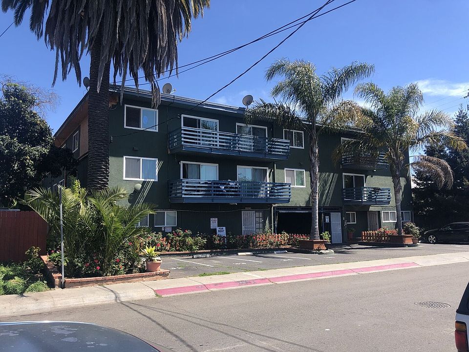 1st image of 14950 Zelma St APT 16