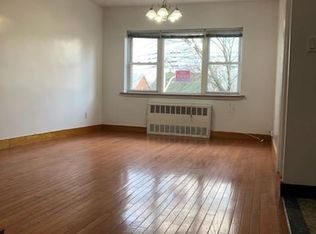 61-28 160th St, Flushing, NY 11365
