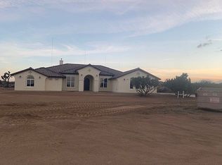 12433 Fir St, Oak Hills, CA 92344