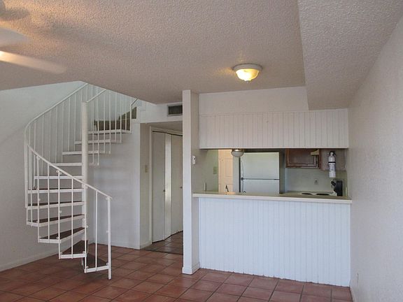 3rd image of 13906 Mingo Cay Ct APT 7