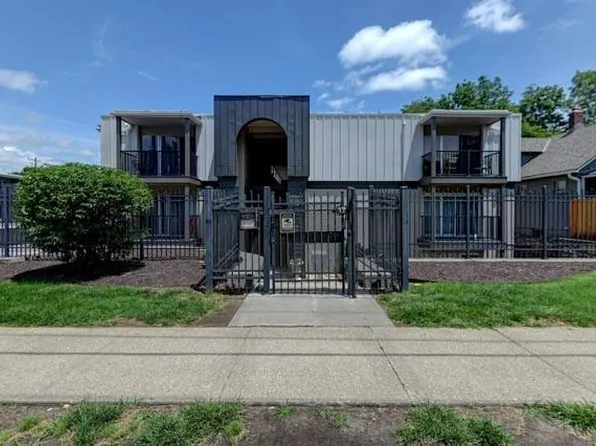 4157 Roanoke Rd APT 12, Kansas City, MO 64111