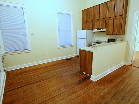 4th image of 224 W Bolton St APT C