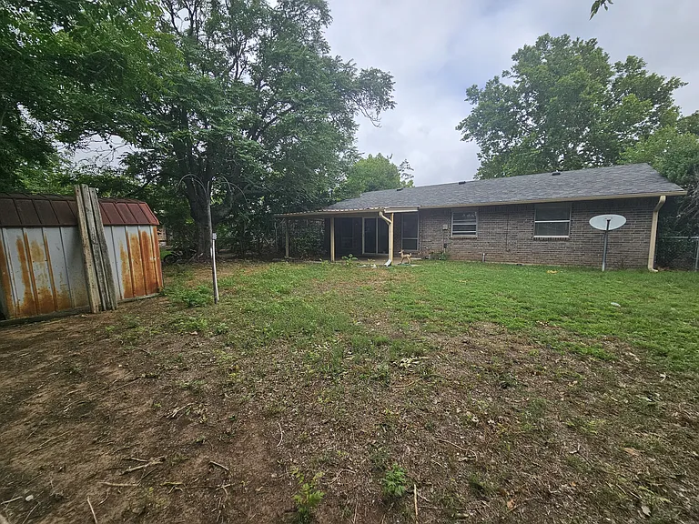 4617 NE Columbia Ave — Photo 22