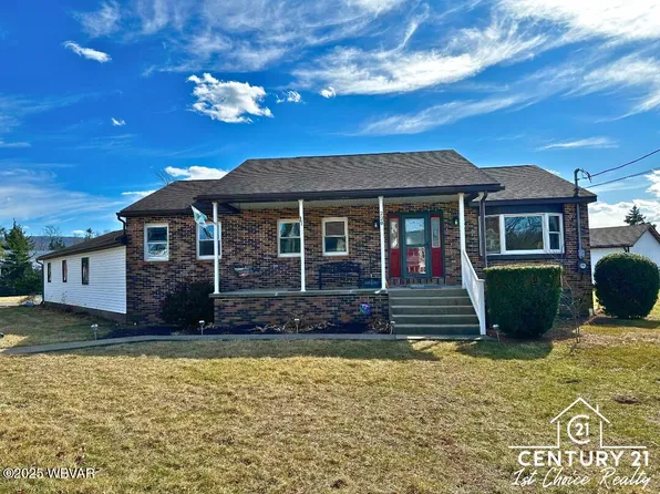 220 Elm St, Jersey Shore, PA 17740