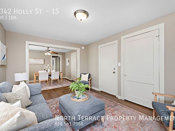 5th image of 4342 Holly St APT 1S