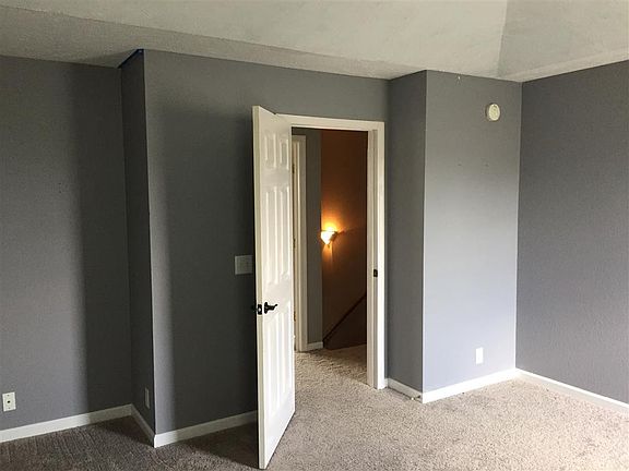 5th image of 145 Wolverine Ct