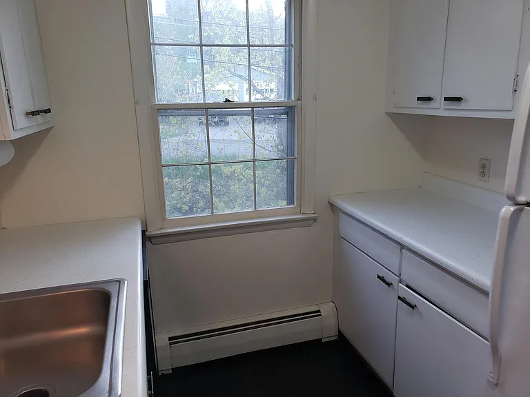 456 Bennett Pkwy #303 — Photo 8