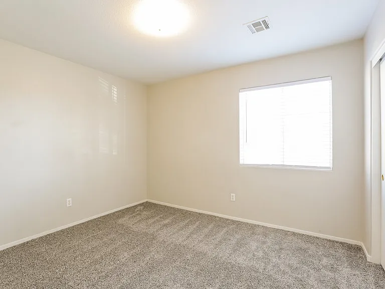 5420 Pepperpike Ave — Photo 13