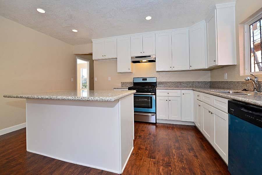 1st image of 5934 Balmoral Dr