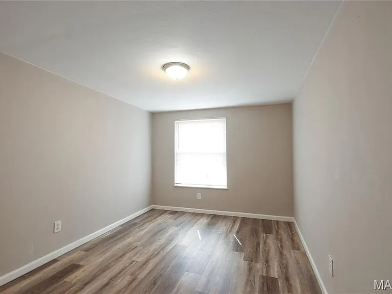 4770 Kings Dr #G — Photo 11