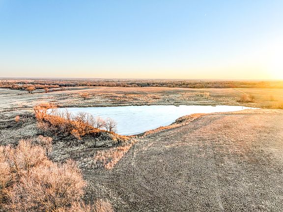 2nd image of 4080 North Rd