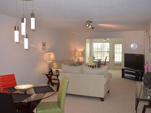 5th image of 2400 Winding Creek Blvd #18A-106