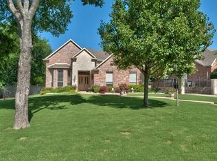 2612 Elmbrook Dr, Carrollton, TX 75010
