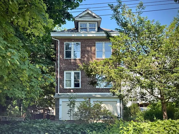 5136 Post Rd, Bronx, NY 10471