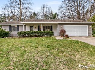 640 Old Orchard Rd, Holland, MI 49423