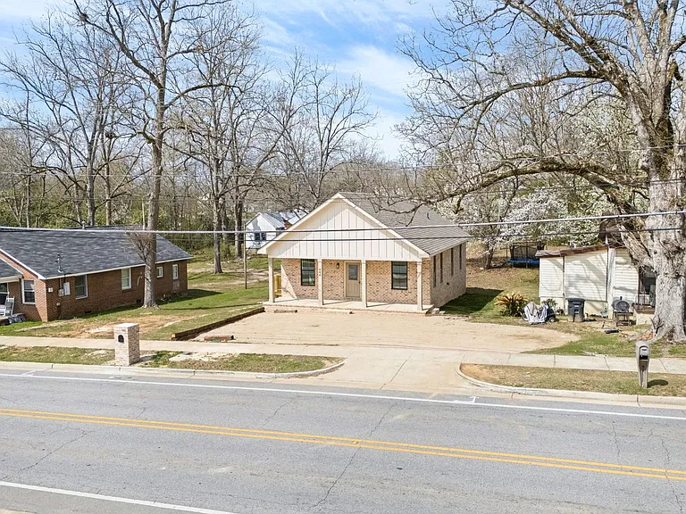 604 Martin Luther King Blvd — Photo 1