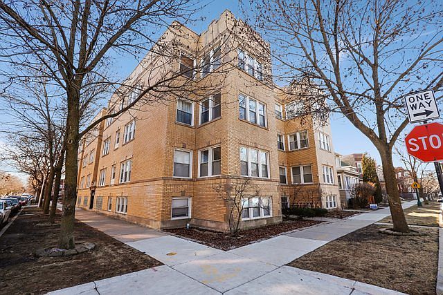 1st image of 4548 N Albany Ave APT 1