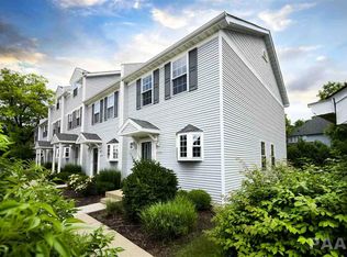 3318 King James Rd, Peoria, IL 61615