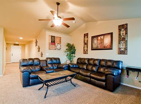 4th image of 5904 Noble Ct