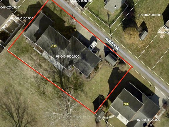 2nd image of 204 Wood Lane Dr