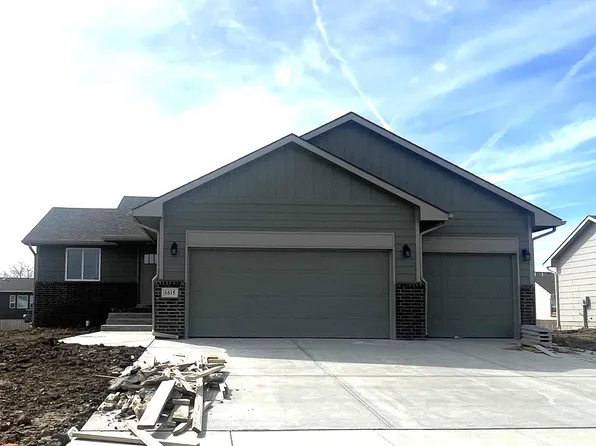 1615 N Wildflower Ct, Andover, KS 67002