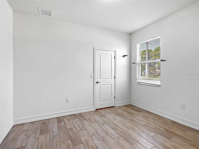 4401 Conchfish Ln — Photo 23