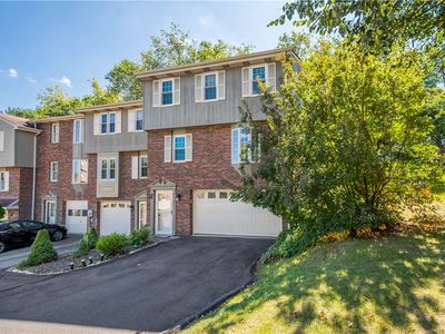 31 Hennig Dr, Pittsburgh, PA, 15236
