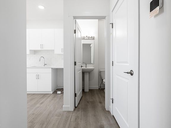 3rd image of 7110 Keswick Blvd SW #37