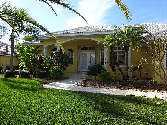 2nd image of 3607 Bonaire Ct