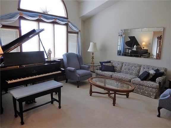 2nd image of 504 Casa Vita Dr