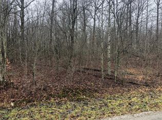 336 Caney Creek Dr, Crossville, TN 38571