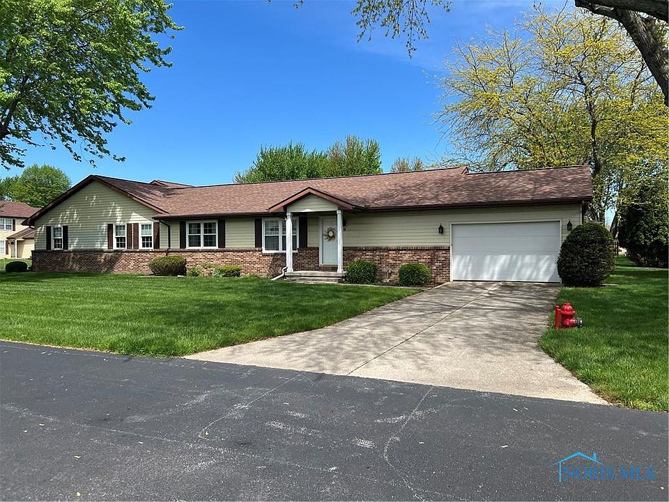 1st image of 9 Augusta Dr