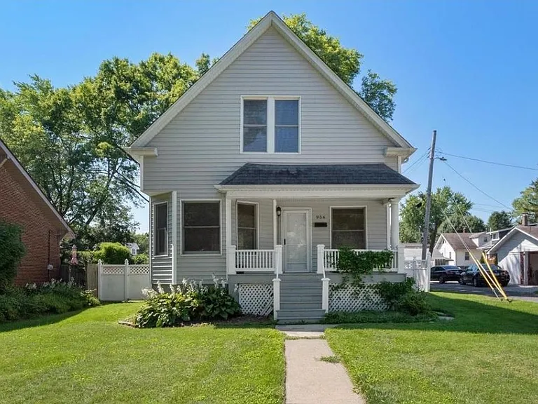 956 Hale Ave — Photo 2
