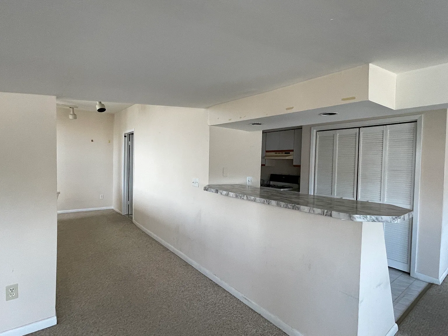 338 President St — Photo 2